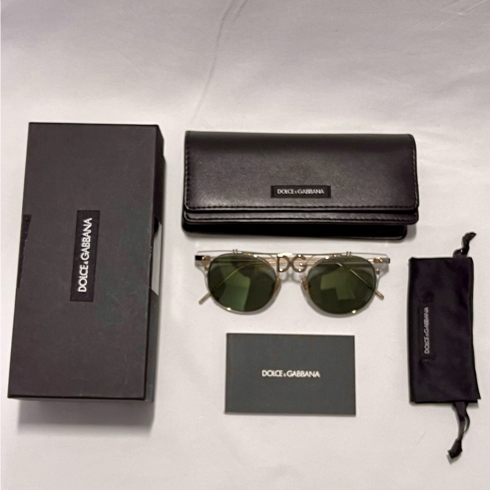 NWT Dolce&Gabbana DG 2196 488/6R Sunglasses